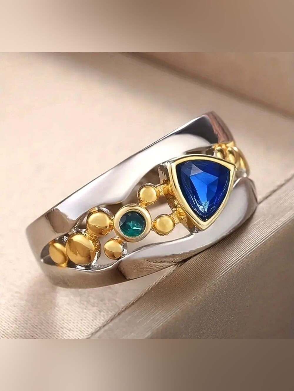 Vintage Hollow Geometric Pattern Ring Two-Tone Blue Triangular Stone, Cubic Zirc